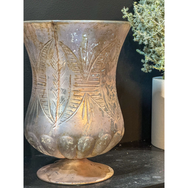 Vintage Wild Style Glass Vase - Image 4