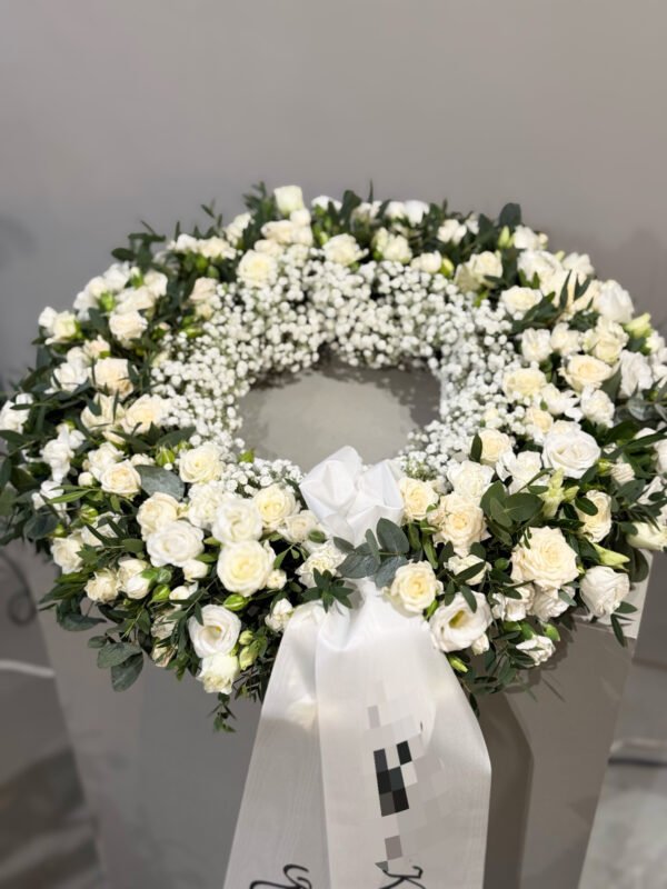 Wreath for Urn 60cm