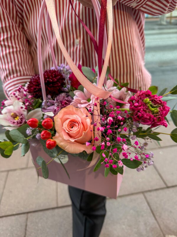 "Violet" Flower Basket - Image 4