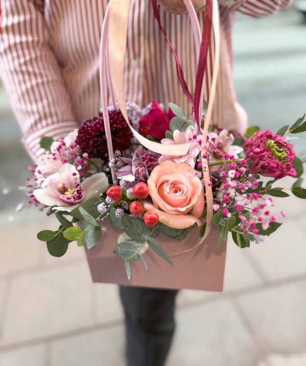"Violet" Flower Basket - Image 8