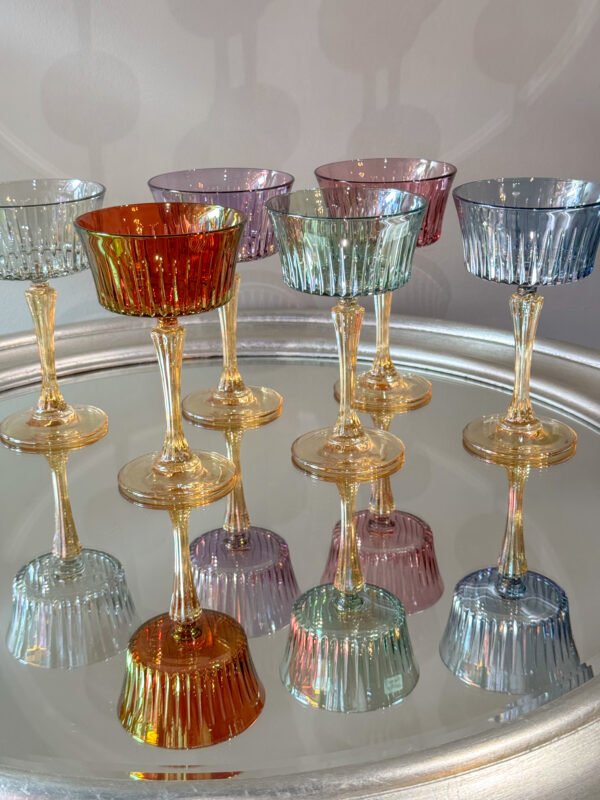 Domina 24 glass