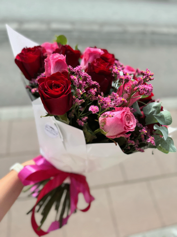 "Summer Love" Bouquet - Winter Edition - Image 4