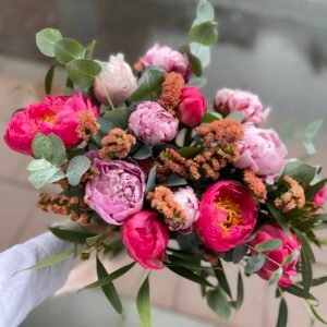 Peony love